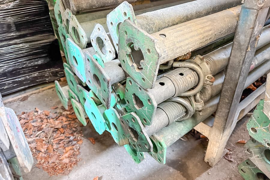 Transportrahmen mit 32 Deckenstehern